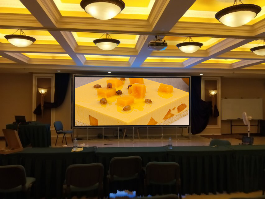 酒店室內(nèi)LED<a href=http://www.www.galjrhu.cn/quancai/ target=_blank class=infotextkey>全彩顯示屏</a>